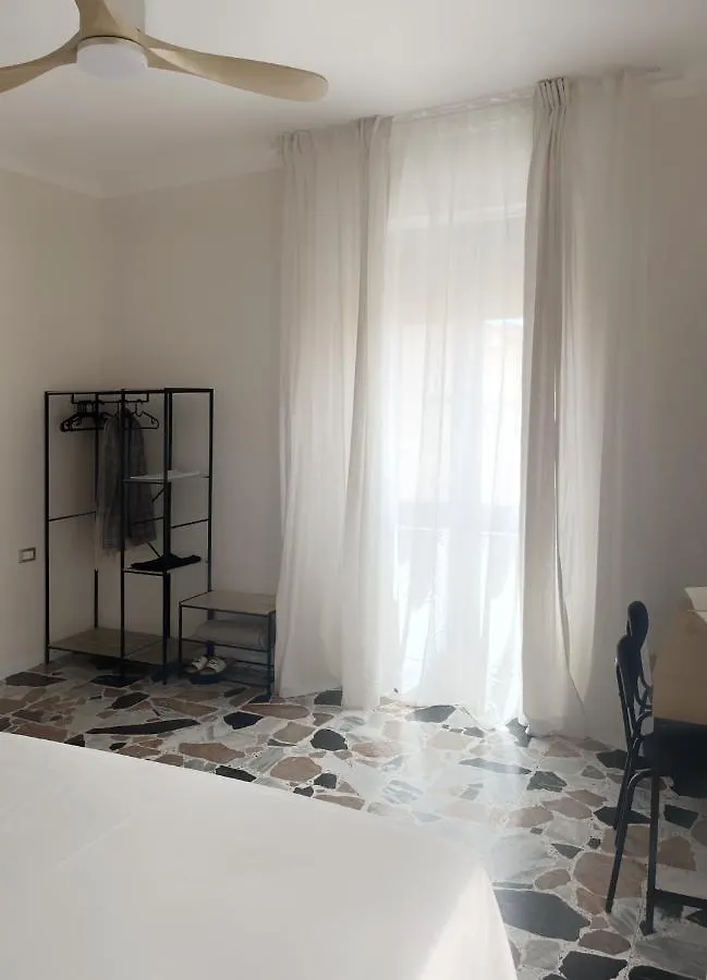 Leonardo Da Vinci Rooms Alghero Italien